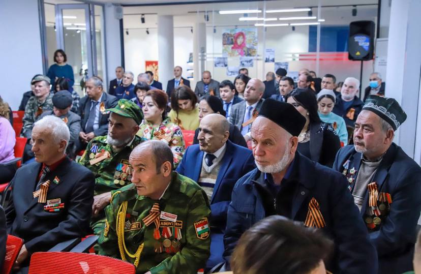 В РТСУ состоялось мероприятие, посвящённое 81-й годовщине освобождения Ленинграда от фашистской блокады и 82-й годовщине победы в Сталинградской битве